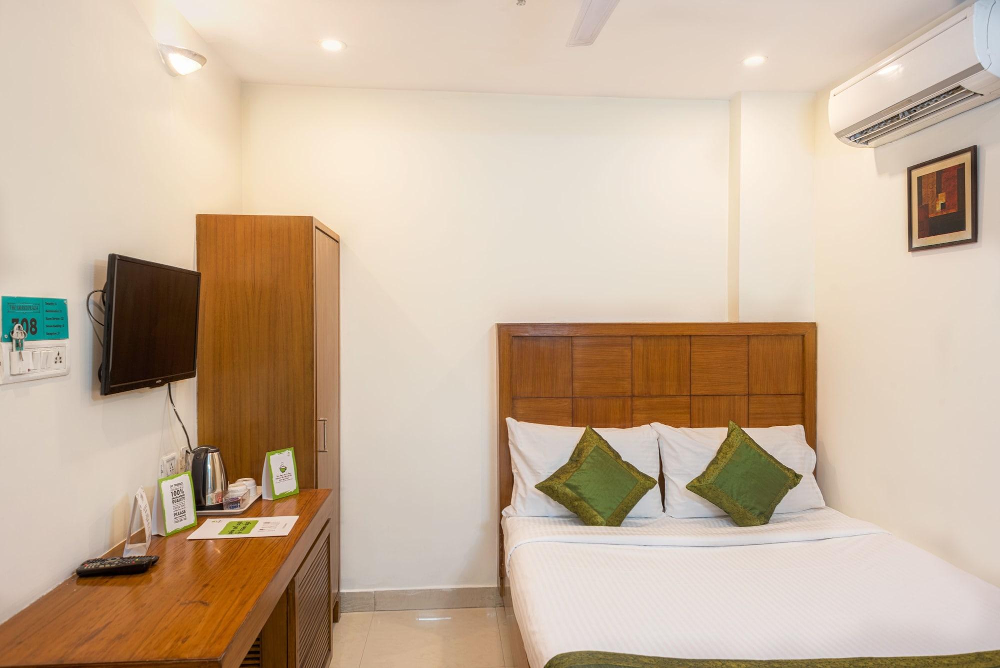 Treebo Trend Grand Plaza Nampally Hyderabad Exterior photo