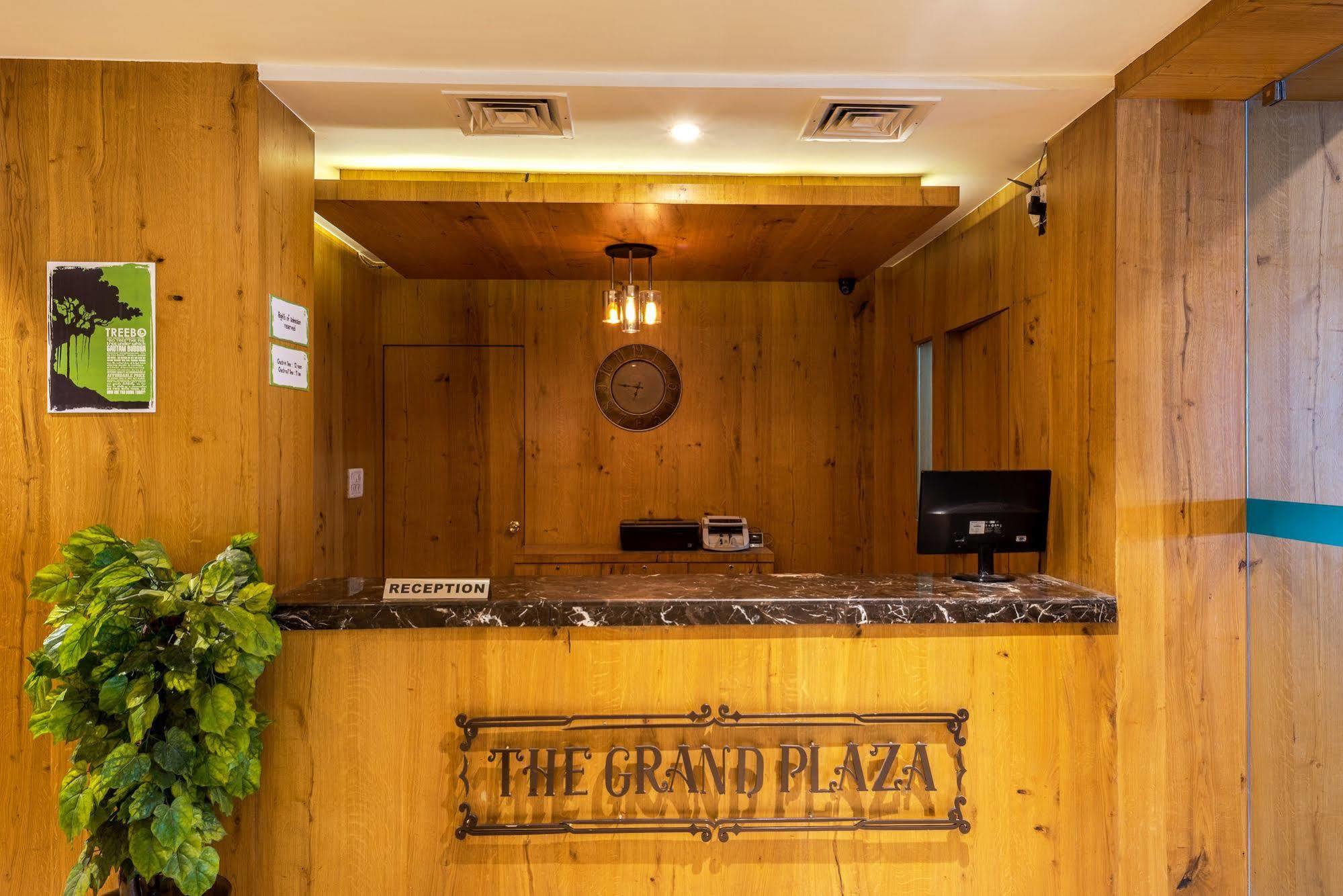 Treebo Trend Grand Plaza Nampally Hyderabad Exterior photo